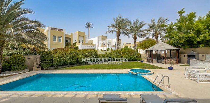 5 bedrooms Villa in Mudon, UAE No. 119699