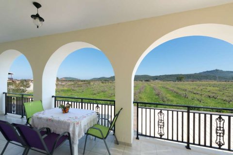 3 bedrooms House in Zakynthos, Greece No. 24567 21