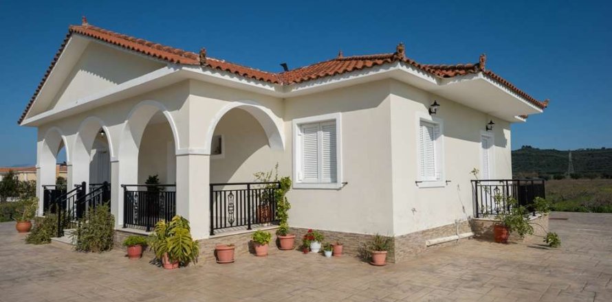 3 bedrooms House in Zakynthos, Greece No. 24567