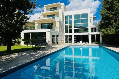 6 bedrooms Villa in Kemer, Turkey No. 112808