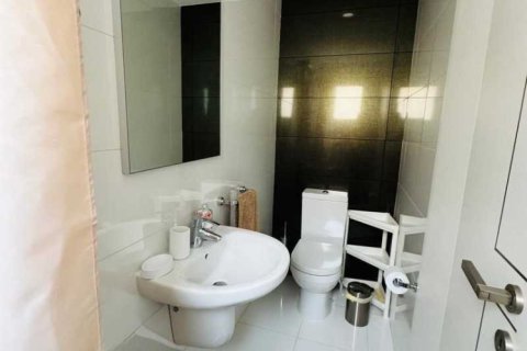 3 bedrooms Apartment in Limassol, Cyprus No. 73940 13