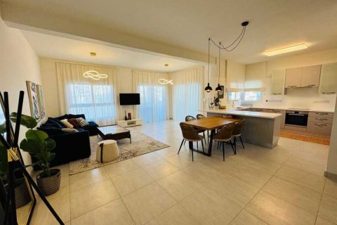 3 bedrooms Apartment in Limassol, Cyprus No. 73940 3