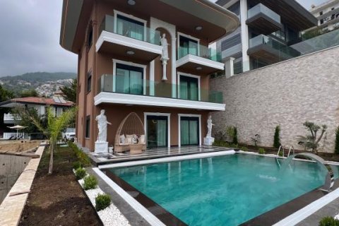 8 rooms Villa in Ninh Kieu, Vietnam No. 110238 1