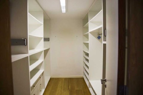 7 bedrooms House in Mesa Geitonia, Cyprus No. 76008 6