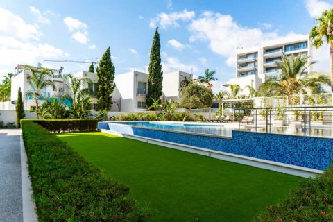 3 dormitorios Penthouse en Agios Tychonas, Cyprus No. 32745 12