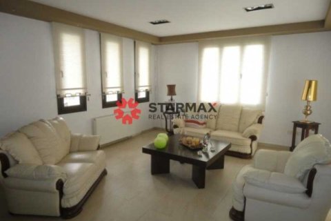 Дом с 4 спальнями в Арадипу, Кипр №82760 3