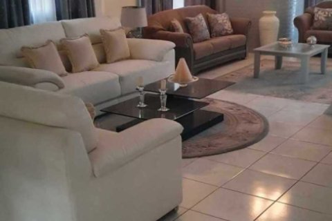 4 bedrooms House in Ypsonas, Cyprus No. 30542 4