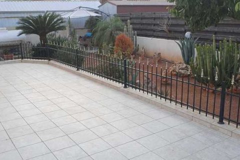 4 bedrooms House in Ypsonas, Cyprus No. 30542 5