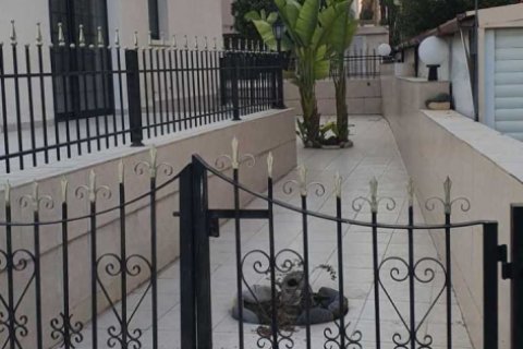 4 bedrooms House in Ypsonas, Cyprus No. 30542 7