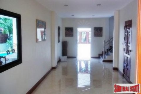 4 bedrooms Villa in Ao Nang, Thailand No. 95719 15
