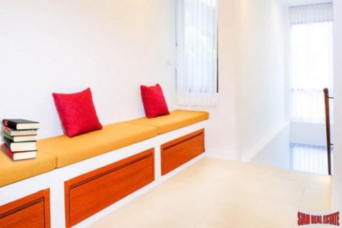 3 bedrooms Villa in Rawai, Thailand No. 96721 17