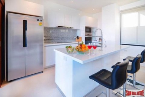 3 bedrooms Villa in Rawai, Thailand No. 96721 5