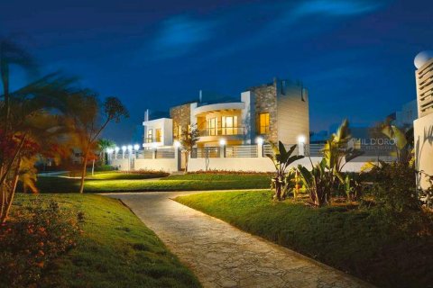 5 bedrooms Villa in Mit Shammas, Vietnam No. 39079 1