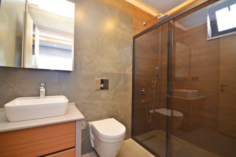 4 bedrooms Villa in Lien Chieu, Vietnam No. 15426 22