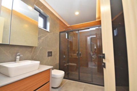 4 bedrooms Villa in Lien Chieu, Vietnam No. 15426 11