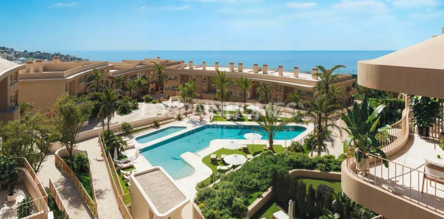 3 bedrooms Apartment in Fuengirola, Spain No. 112872