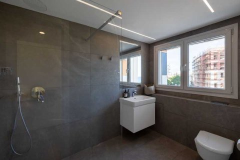 2 bedrooms Apartment in Parekklisia, Cyprus No. 70799 12