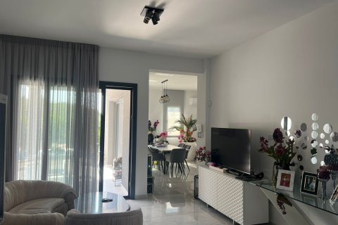 5 bedrooms Villa in Limassol, Cyprus No. 37895 7