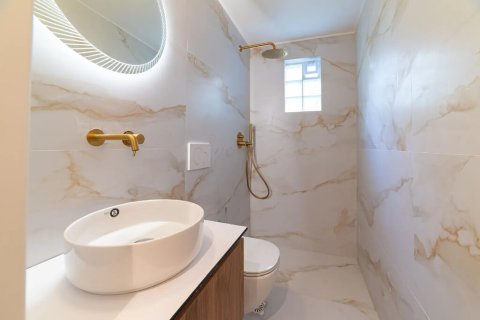 2 habitaciones Apartment en Glyfada, Greece No. 108419 12