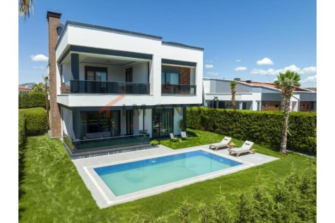 5 bedrooms Villa in Dosemealti, Turkey No. 115739