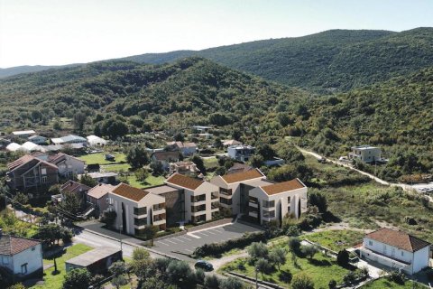 2 bedrooms Apartment in Kotor, Montenegro No. 104720 3