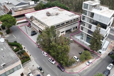 Commercial property in Strovolos, Cyprus No. 71065 1