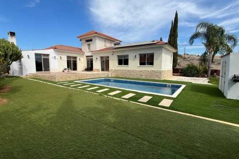 3 dormitorios House en Monagroulli, Cyprus No. 63380 11