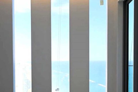 3 bedrooms Apartment in Limassol, Cyprus No. 70829 13