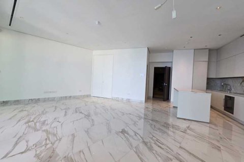 3 bedrooms Apartment in Limassol, Cyprus No. 70829 6