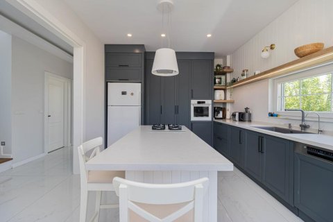 4 bedrooms Villa in Dao Huu Canh, Vietnam No. 14876 9