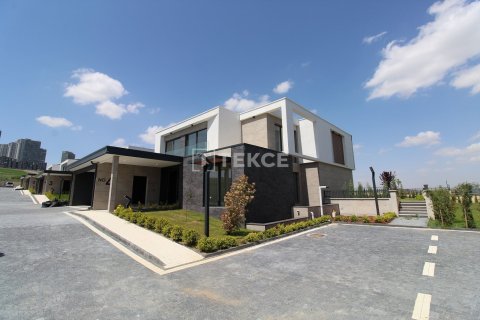 7 bedrooms Villa in Ankara, Turkey No. 11585