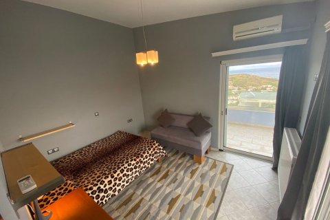 4 bedrooms House in Keratea, Greece No. 109404 15