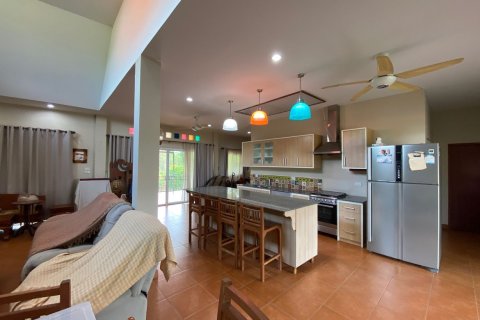 5 bedrooms House in Chiang Mai, Thailand No. 98191 8