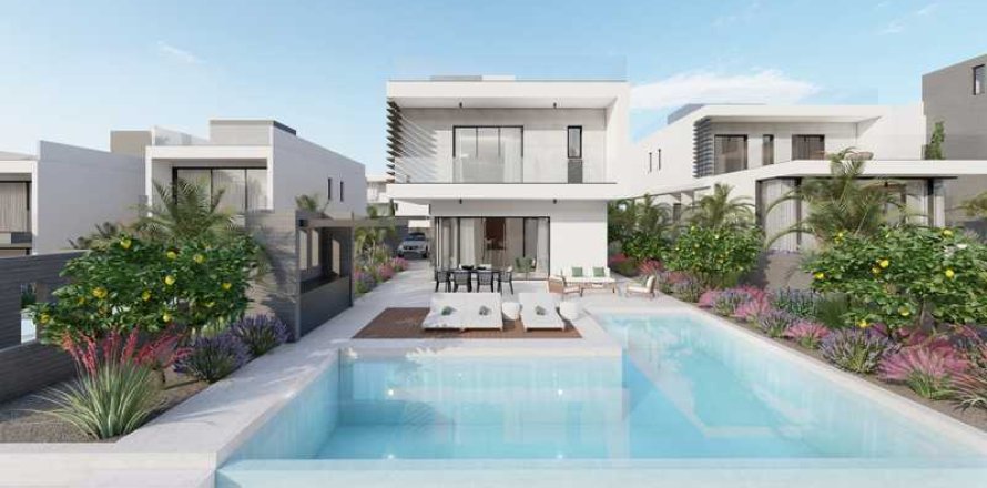 Вилла с 4 спальнями в Героскипу, Кипр №63096