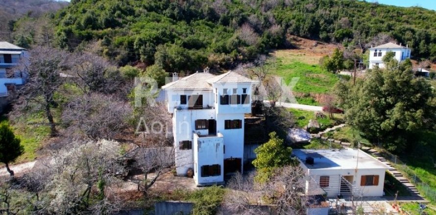 Мезонет с 4 спальнями в Магнисия, Греция №84662