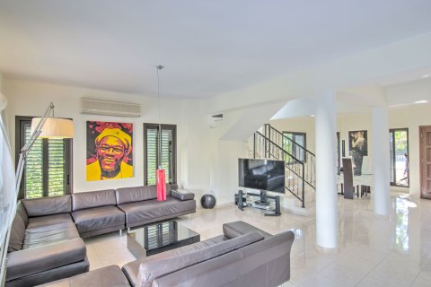 3 bedrooms Villa in Polis, Cyprus No. 28044 7
