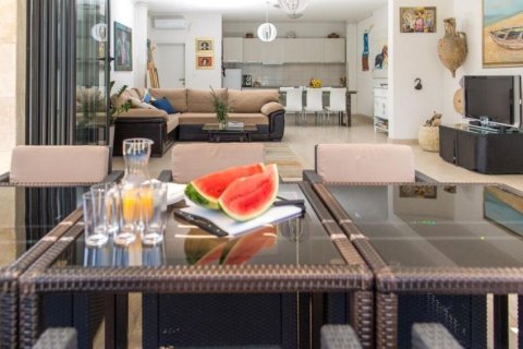 4 bedrooms House in Tivat, Montenegro No. 66775 7