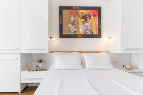 4 bedrooms House in Tivat, Montenegro No. 66775 11