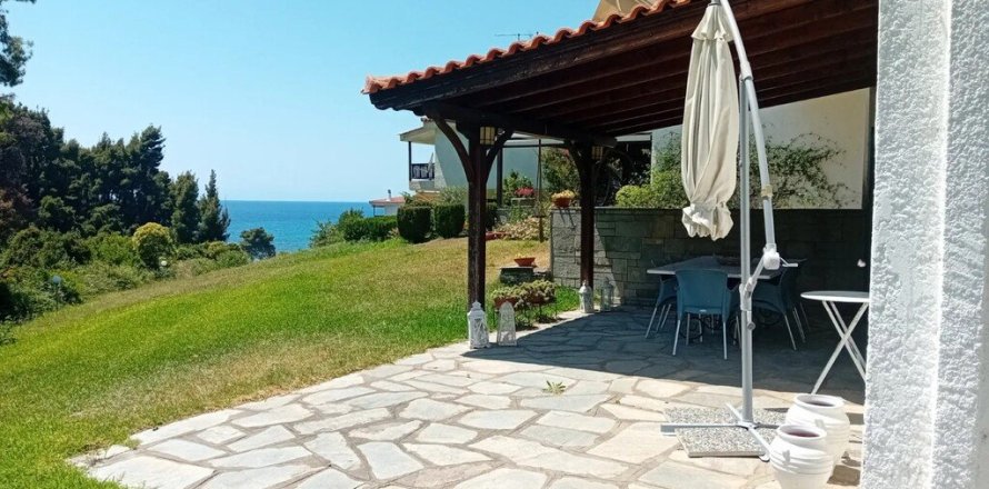 2 bedrooms Apartment in Chalkidiki, Greece No. 107471