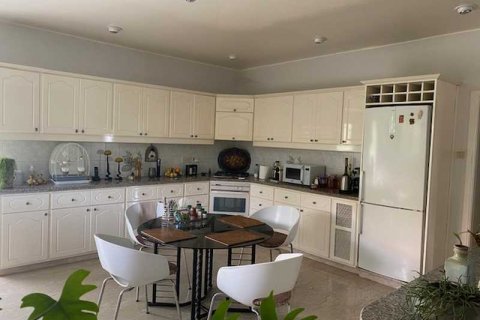 3 bedrooms Villa in Apesia, Cyprus No. 78596 4