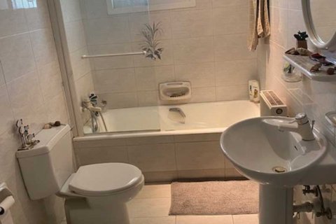 3 bedrooms Villa in Apesia, Cyprus No. 78596 10