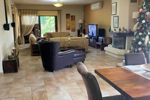 3 bedrooms House in Kato Polemidia, Cyprus No. 100717 4