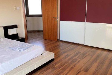 3 bedrooms House in Kato Polemidia, Cyprus No. 100717 9