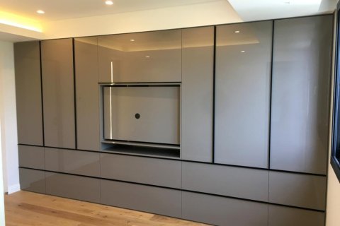 3 bedrooms Apartment in Limassol, Cyprus No. 106278 7