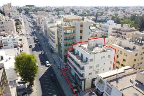 945m² Commercial property in Nicosia, Cyprus No. 107100 6