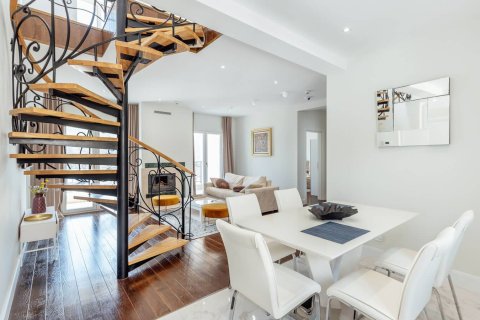 3 dormitorios Apartment en Kumbor, Montenegro No. 74770 17