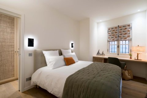 2 bedrooms House in Saint-Tropez, France No. 76725 11