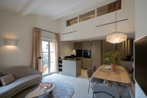 2 bedrooms House in Saint-Tropez, France No. 76725 3