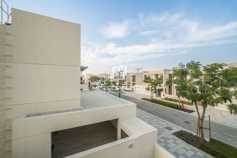 5 bedrooms Villa in Tran Phu, Vietnam No. 87121 3