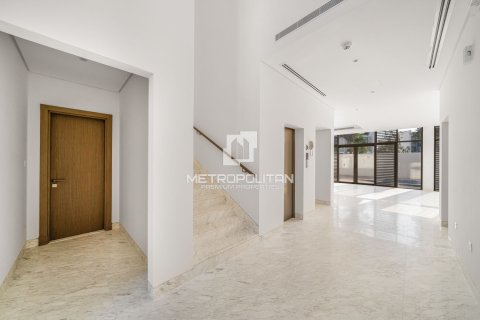 5 bedrooms Villa in Tran Phu, Vietnam No. 87121 11